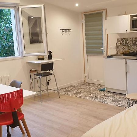 Adorable studio 25m² très calme avec parking Marsiglia Esterno foto